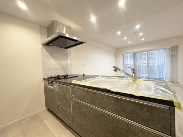 使い勝手の良い設備のキッチンで効率よくお料理もできます。