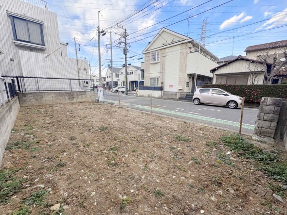 建築条件なしの売地です。お好きなハウスメーカーで建築していただけます。