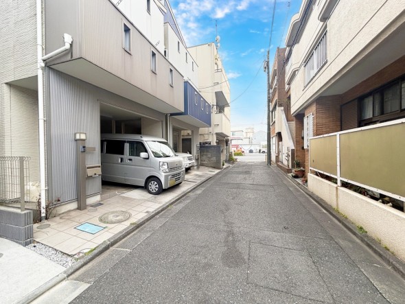 前面道路含む現地写真