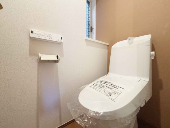 ウォシュレット機能付きトイレ