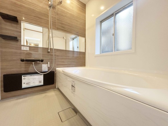 内装 1日の疲れを癒すバスルーム。