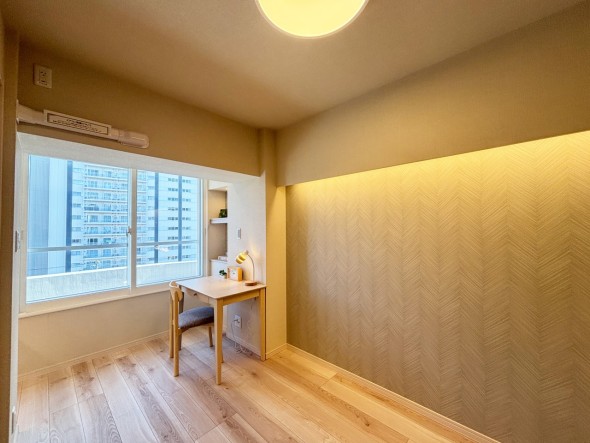 感性を育むプライベートルームはシンプルでスマートな空間。