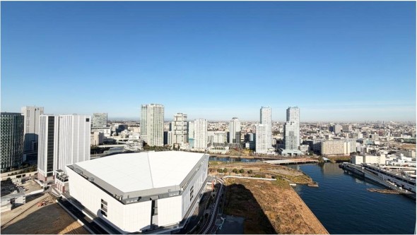 みなとみらいを一望できる眺望。圧迫感がなく開放的です。