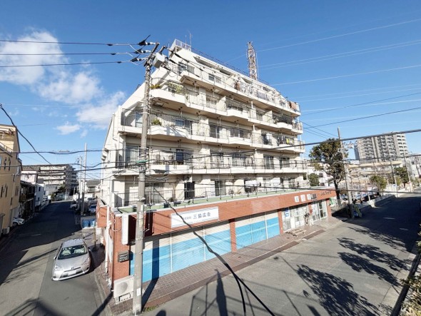 マンション外観写真