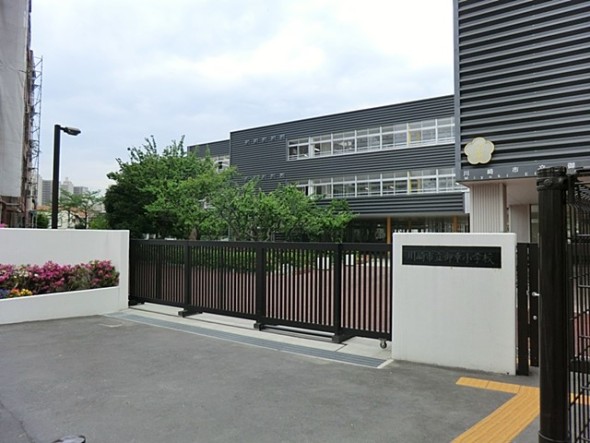 小学校 650m 御幸小学校