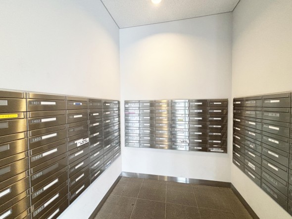 住戸専用の郵便受け。