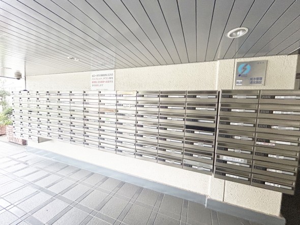 住戸専用の郵便受け。