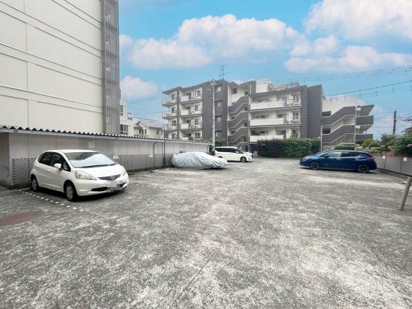 敷地内駐車場