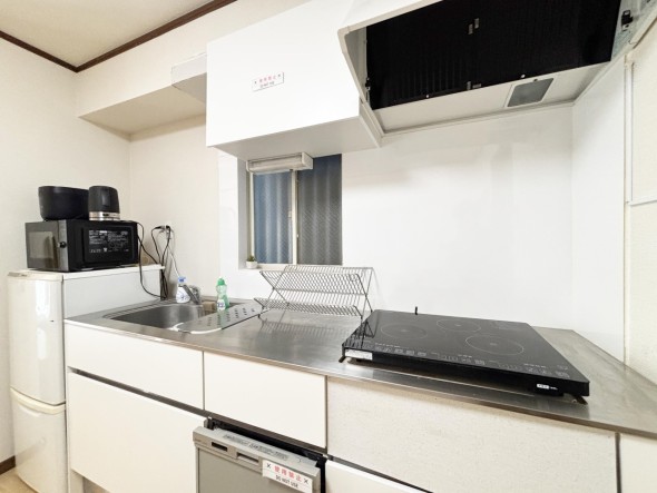 使い勝手の良い設備のキッチンで効率よくお料理もできます。