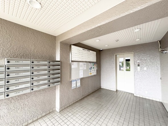 ゆとりのあるエントランスです