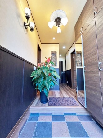 スペース広々な玄関です。