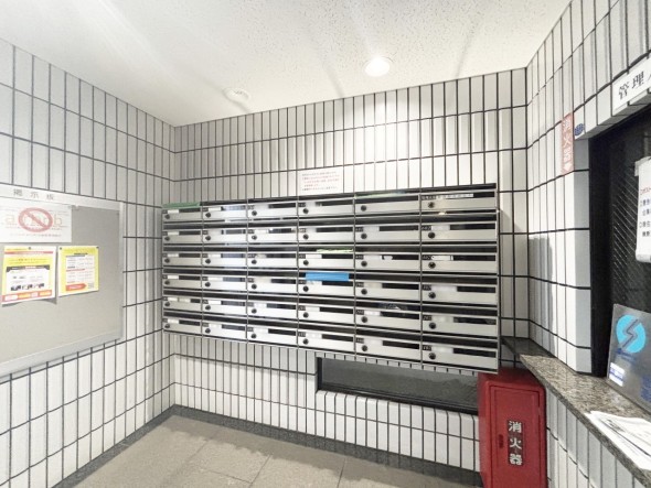 住戸専用の郵便受け。