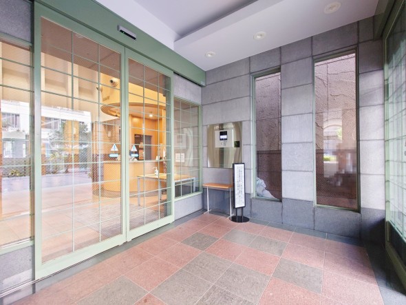 オートロック付きエントランス