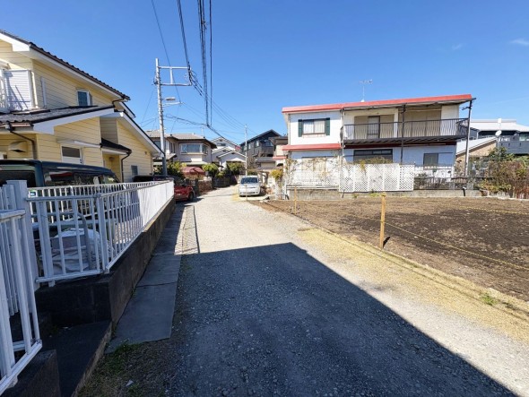 前面道路含む現地写真